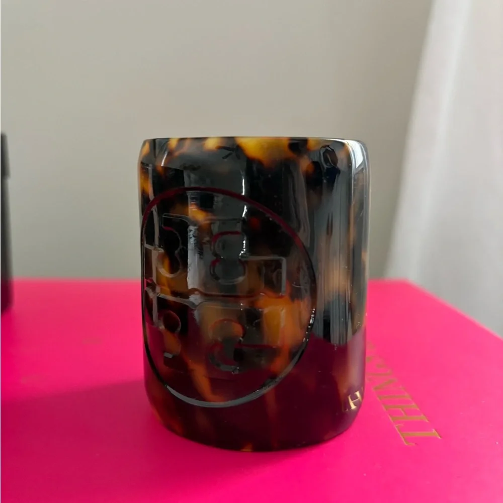 Tory Burch resin tortoise-shell cuff bracelet